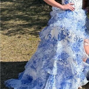 Elegant Blue and White Floral Prom Dress